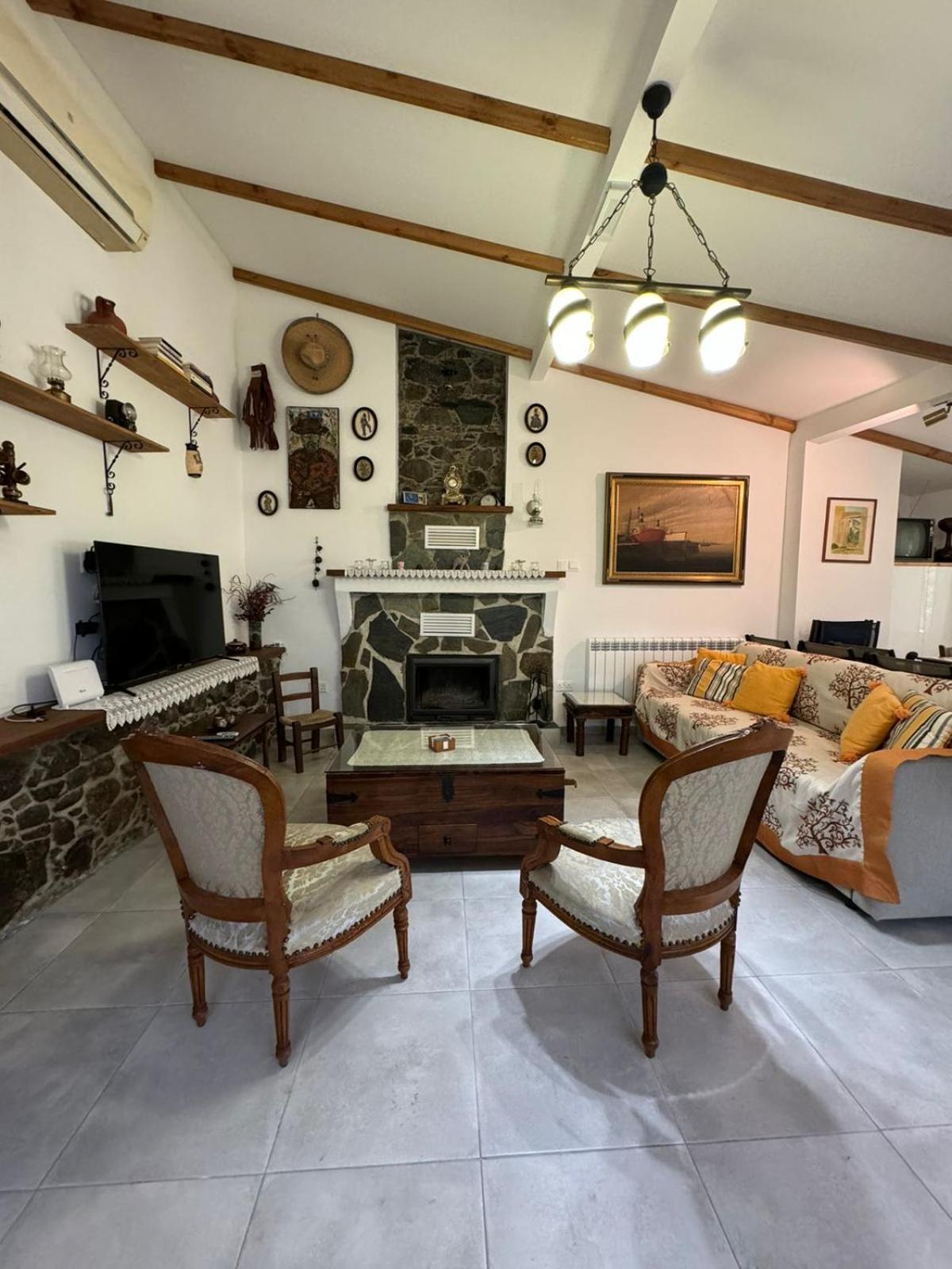 Ferienhaus Maria's Paliomylos House *
