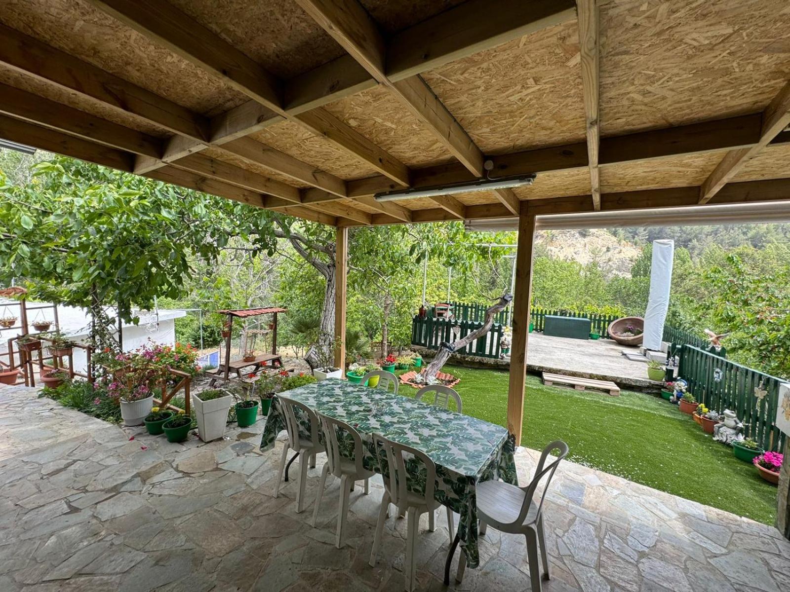 Maria's Paliomylos House